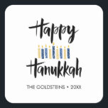 Pegatina Cuadrada Feliz Hanukkah Velas azul personalizado amarillo<br><div class="desc">Selle su correo Hanukkah o su regalo para las vacaciones con estos graciosos pegatinas que presentan "Hanukkah feliz" en la moderna tipografía cepillada y una decoración de velas en amarillo y azul. Añadir su nombre o mensaje usando la plantilla</div>