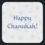 Pegatina Cuadrada Feliz Nieve Chanukah<br><div class="desc">Diseño bonito de invierno en un simple pegatina Chanukah. Cae la nieve con grandes copos de nieve sobre un fondo blanco angustiado. ¡El texto dice FELIZ CHANUKAH! Con un poco de ayuda de mis amigos en www.scrappindoodles.com. De My_Navidades_Shoppe por She Wolf Medicine.</div>