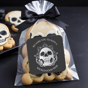 Pegatina Cuadrada Fiesta de Halloween con cráneo gótico