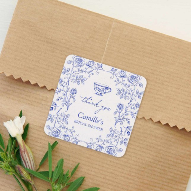 Pegatina Cuadrada Fiesta de té azul, agradecimiento por la despedida (Blue Floral Toile Thank you Bridal Shower Sticker)