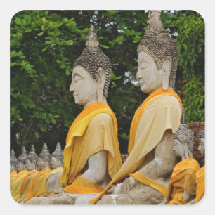Pegatina Cuadrada Fila de estatuas de Buda, Wat Yai Chaya Mongkol