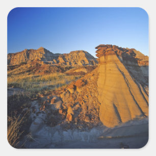 Pegatina Cuadrada Formaciones de Badlands en Dinosaur Provincial Par