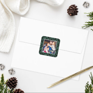 Pegatina Cuadrada Foto de Feliz Navidad en Tartán Plaid Verde Cazado