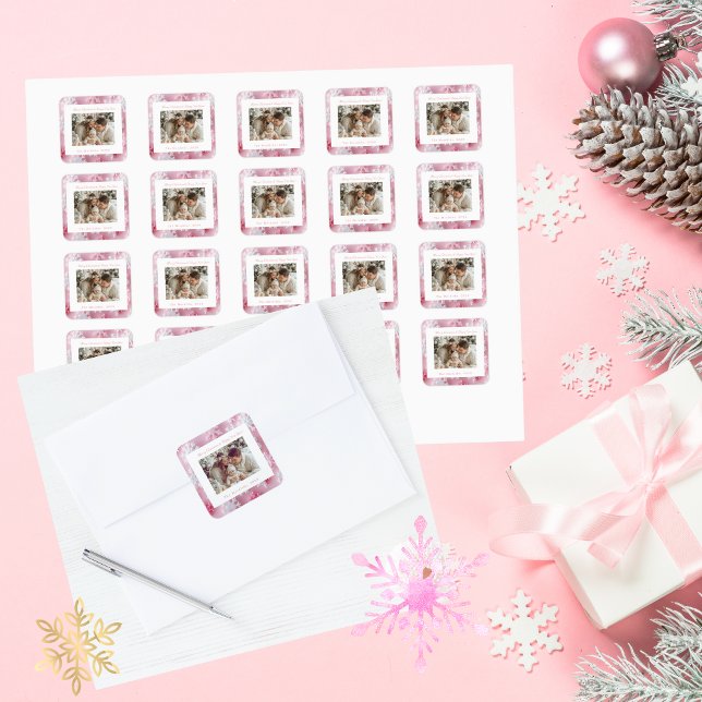 Pegatina Cuadrada Foto de Navidades rosados de copos de nieve de Vic (Pinks Snowflake Christmas Square Stickers)
