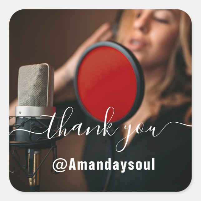 Pegatina Cuadrada Foto de un cantante de moda simplemente musicano (Anverso)