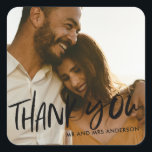 Pegatina Cuadrada Foto moderna Gracias a la boda<br><div class="desc">Añade un toque de elegancia y personalización a tus favores matrimoniales con nuestro Pegatina de foto moderna Gracias a Boda Favor Plaza. Con un diseño elegante y su foto favorita,  este pegatina es la manera perfecta de mostrar su gratitud y dejar una impresión duradera en sus huéspedes.</div>