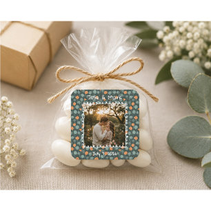 Pegatina Cuadrada Fotos personalizadas de compromiso con flores