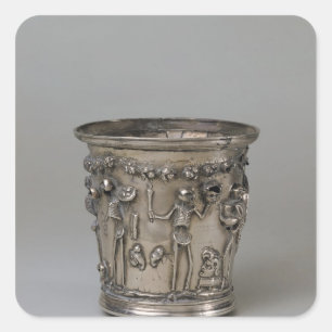 Pegatina Cuadrada Grabado en relieve de goblet con esqueletos con má