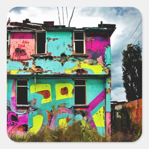 Pegatina Cuadrada Graffiti rosa y Verde azulado   Casa abandonada
