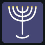 Pegatina Cuadrada Gráfico de oro de la Marina Blanca Menorah moderna<br><div class="desc">Pegatina Menorah hebreo. Marina,  Blanco,  Oro. Transferible y personalizable.</div>