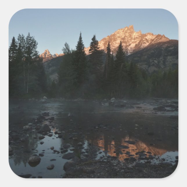 Pegatina Cuadrada Grand Teton Sunrise en Cottonwood Creek (Anverso)