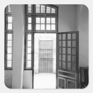 Pegatina Cuadrada Hanoi Vietnam, dentro de la prisión Hanoi Hilton