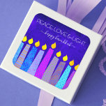 Pegatina Cuadrada Hanukkah Paz Moda de amor Boho Patrón Velas Azul<br><div class="desc">"Paz, amor y luz". Un ilustracion juguetón, moderno y artístico de velas de patrón boho te ayuda a iniciar las vacaciones de Hanukkah. Las variadas velas azules con coloridos patrones de Relieve metalizado falsos superponen un fondo rico y azul profundo con texturas. Sienta el calor y la alegría de la...</div>