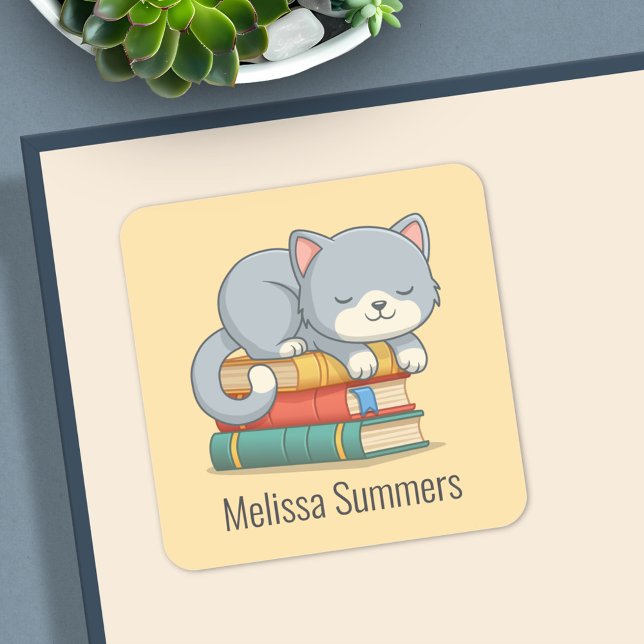 Pegatina Cuadrada Happy Cat Book Stack Custom Name Bookplate Yellow (Subido por el creador)