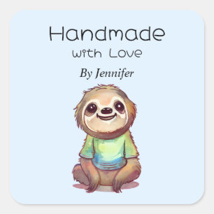 Pegatina Cuadrada Hecha a mano con amor Corte Sloth llevando una cam