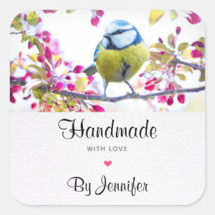 Pegatina Cuadrada Hecho a mano con amor azul y pájaro amarillo