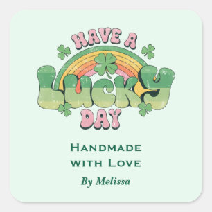 Pegatina Cuadrada Hecho a mano con amor tiene un día de suerte retro