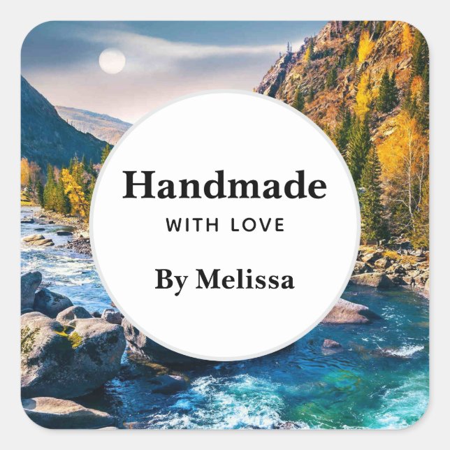 Pegatina Cuadrada Hecho a mano con el río Love y las montañas (Anverso)