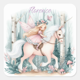 Pegatina Cuadrada Hermoso chica de hadas montando en un bosque encan