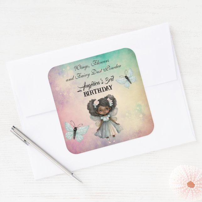 Pegatina Cuadrada Hermoso cumpleaños mágico de hadas (Sobre)