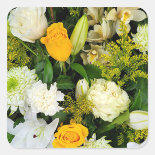 Pegatina Cuadrada Hermoso ramo de rosas y lirios  