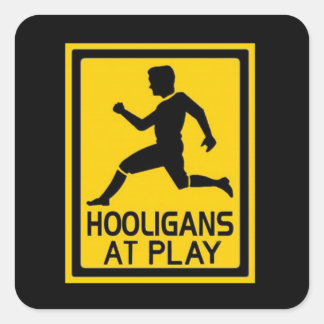 Pegatina Cuadrada Hooligans en juego