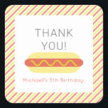 Pegatina Cuadrada Hot Dog Modern Red Yellow Kids Birthday Gracias<br><div class="desc">Este simple y moderno pegatina de agradecimiento por su cumpleaños presenta un dogón caliente con un fondo blanco enmarcado por rayas diagonales rojas y amarillas. Personalice sus necesidades. Puedes encontrar más productos a juego en mi tienda.</div>