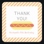 Pegatina Cuadrada Hot Dog Modern Red Yellow Kids Birthday Gracias<br><div class="desc">Este simple y moderno pegatina de agradecimiento por su cumpleaños presenta un dogón caliente con un fondo blanco enmarcado por rayas diagonales rojas y amarillas. Personalice sus necesidades. Puedes encontrar más productos a juego en mi tienda.</div>