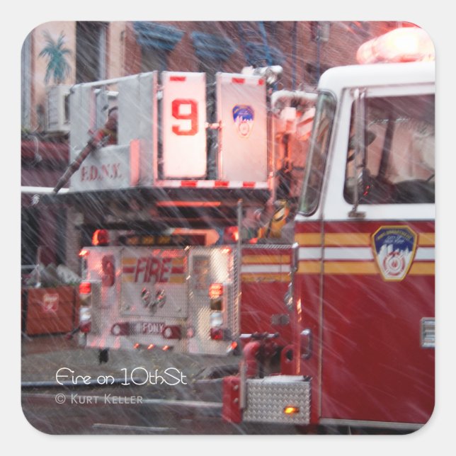 Pegatina Cuadrada Incendio en 10.º ST (Anverso)