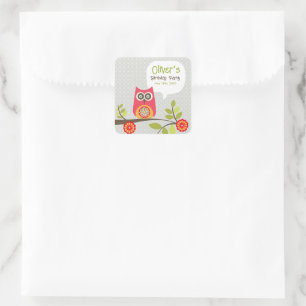 Pegatina Cuadrada Invitación de cumpleaños de búho adorable en bosqu