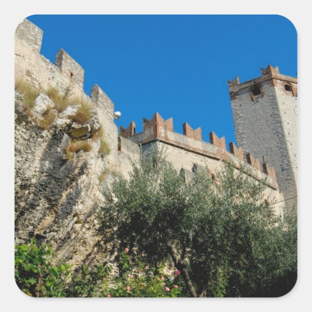 Pegatina Cuadrada Italia, Malcesine, Lago de Garda, Castillo Scalige (Anverso)