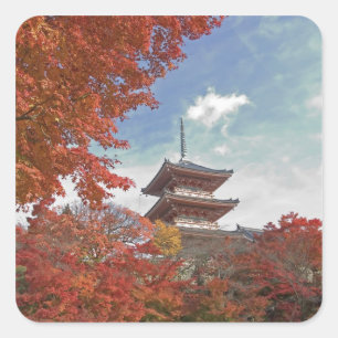 Pegatina Cuadrada Japón, Kyoto, Pagoda en color otoñal