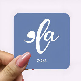 Pegatina Cuadrada Kamala dice su nombre 2024