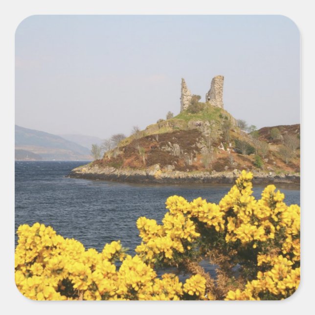 Pegatina Cuadrada Kyleakin, Escocia. Las antiguas ruinas de 2 (Anverso)