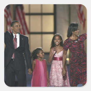 Pegatina Cuadrada La familia de Barak Obama saluda en la última noch