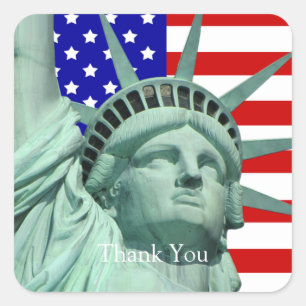 Pegatina Cuadrada Lady Liberty y la bandera estadounidense gracias