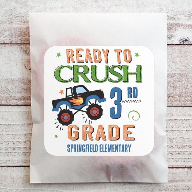 Pegatina Cuadrada Listo para aplastar la escuela de tercer grado (Customize this back to school sticker with your grade level and school or teacher name.)