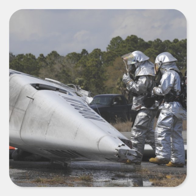 Pegatina Cuadrada Los bomberos responden a la escena (Anverso)