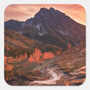 Pegatina Cuadrada Luz de octubre en el lavabo de la linterna