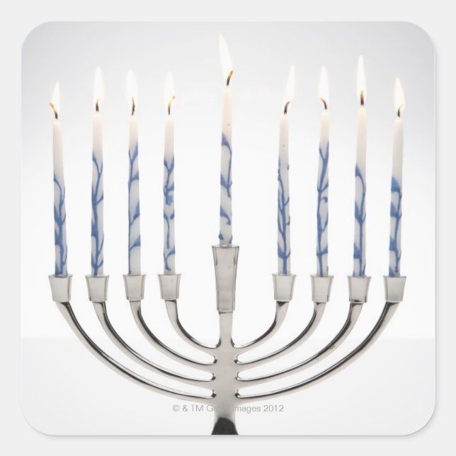 Pegatina Cuadrada Menorah con velas ardientes (Anverso)