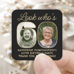 Pegatina Cuadrada Mira quién es el 60 Black & Gold Birthday Party 2<br><div class="desc">¡Mira quién tiene 60 años! Añadir un toque de acabado personalizado a los favores de la fiesta de cumpleaños número 60, invitaciones y notas de agradecimiento a los pegatinas/sellos para sobres de la foto personalizado. Las imágenes y todos los textos de esta plantilla son simples para el personalizar (IMAGE PLACEMENT...</div>