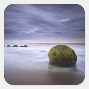 Pegatina Cuadrada Moeraki Boulders Sunrise Seascape