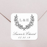 Pegatina Cuadrada Monograma inicial del Boda Laurel clásico<br><div class="desc">pegatinas con logotipo boda diseñado por personalizados y etiquetas con diseño de monograma de laurel de estilo clásico con fecha inicial,  nombre y boda de la pareja.</div>