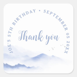 Pegatina Cuadrada Montañas azules Gracias cumpleaños