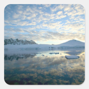 Pegatina Cuadrada Montañas en Port Lockeroy