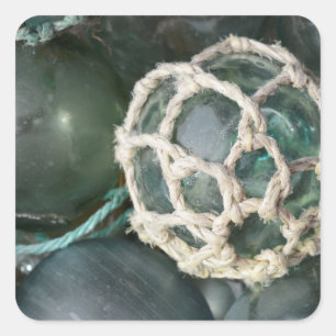 Pegatina Cuadrada Muchas carrozas de pesca de vidrio, Alaska