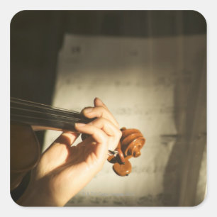 Pegatina Cuadrada Mujer que toca el violín