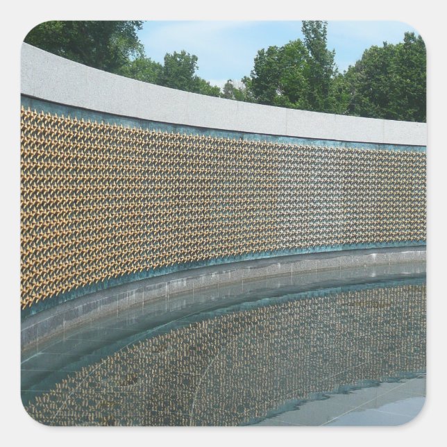 Pegatina Cuadrada Muro de la libertad conmemorativo de la Segunda Gu (Anverso)
