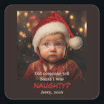 Pegatina Cuadrada Naughty List Fun Photo Christmas Sticker<br><div class="desc">Te han descubierto. ¿Quién te regaló? Trataste de ser amable y casi te acertaste. Pero usted no está en la lista de Navidades de Niza de este año. ¡Otra vez estás en la lista de traviesos de Santa! ¡Espero con ansias el próximo año! Esperamos que disfrutes de este divertido pegatina...</div>
