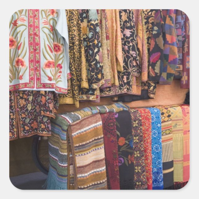 Pegatina Cuadrada NM, Nuevo México, Santa Fe, Ropa Navajo, (Anverso)